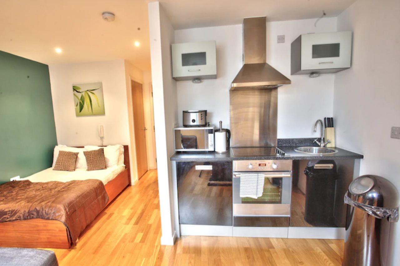 Quay Apartments Leeds リーズ エクステリア 写真
