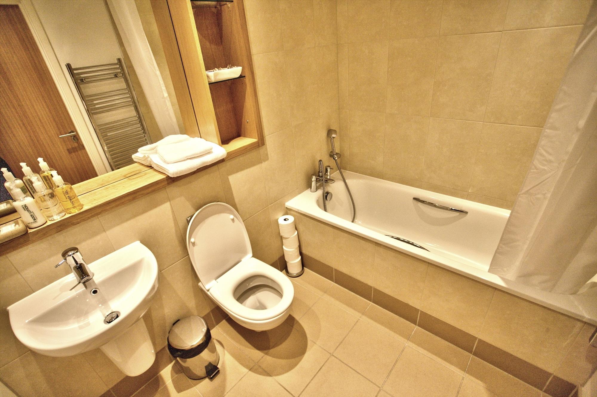 Quay Apartments Leeds リーズ エクステリア 写真